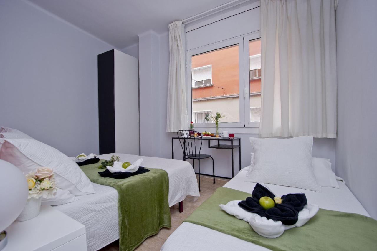 Barcelona City North Hostal Kültér fotó