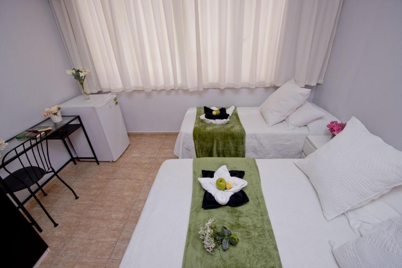 Barcelona City North Hostal Kültér fotó