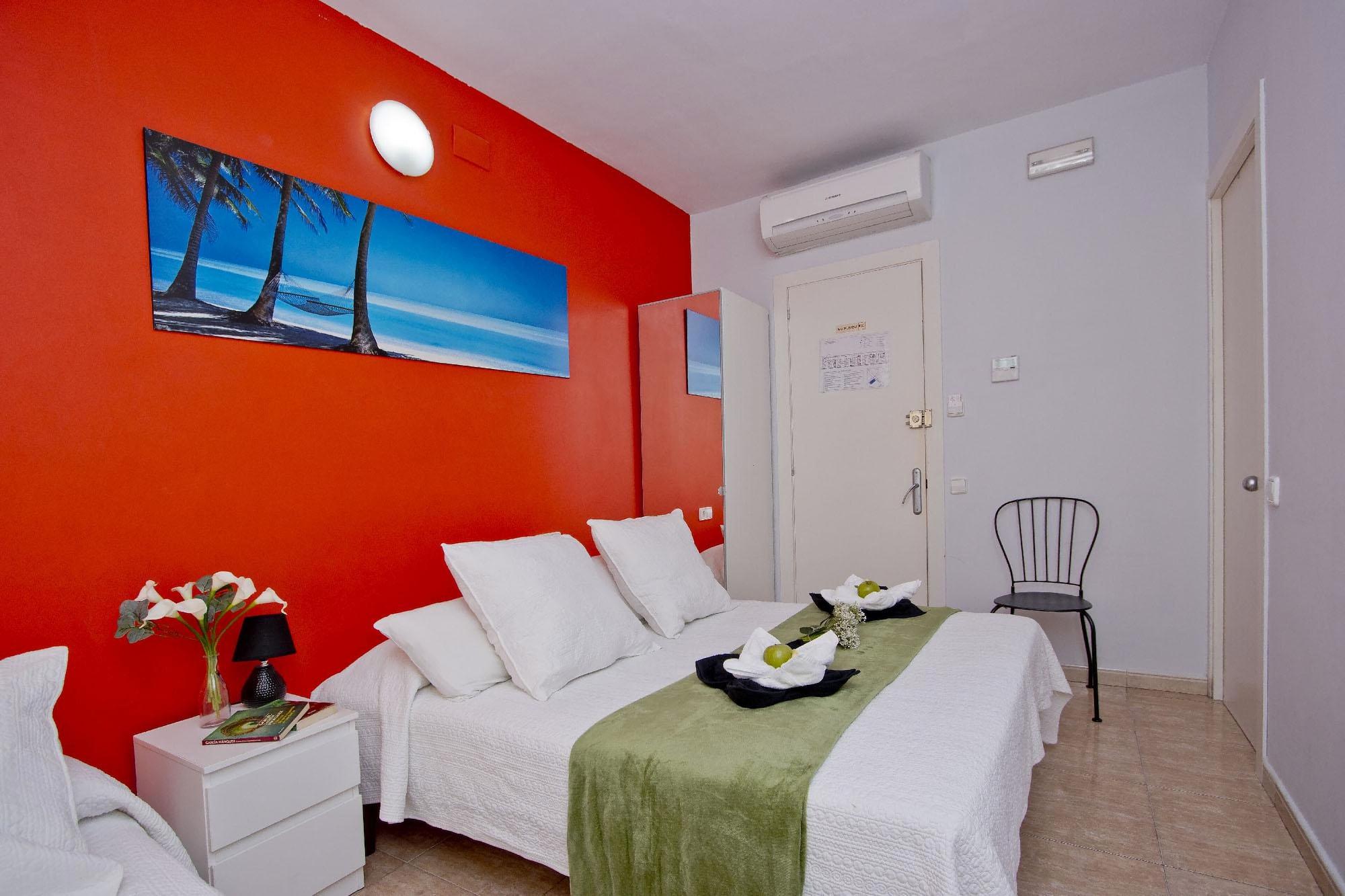 Barcelona City North Hostal Kültér fotó