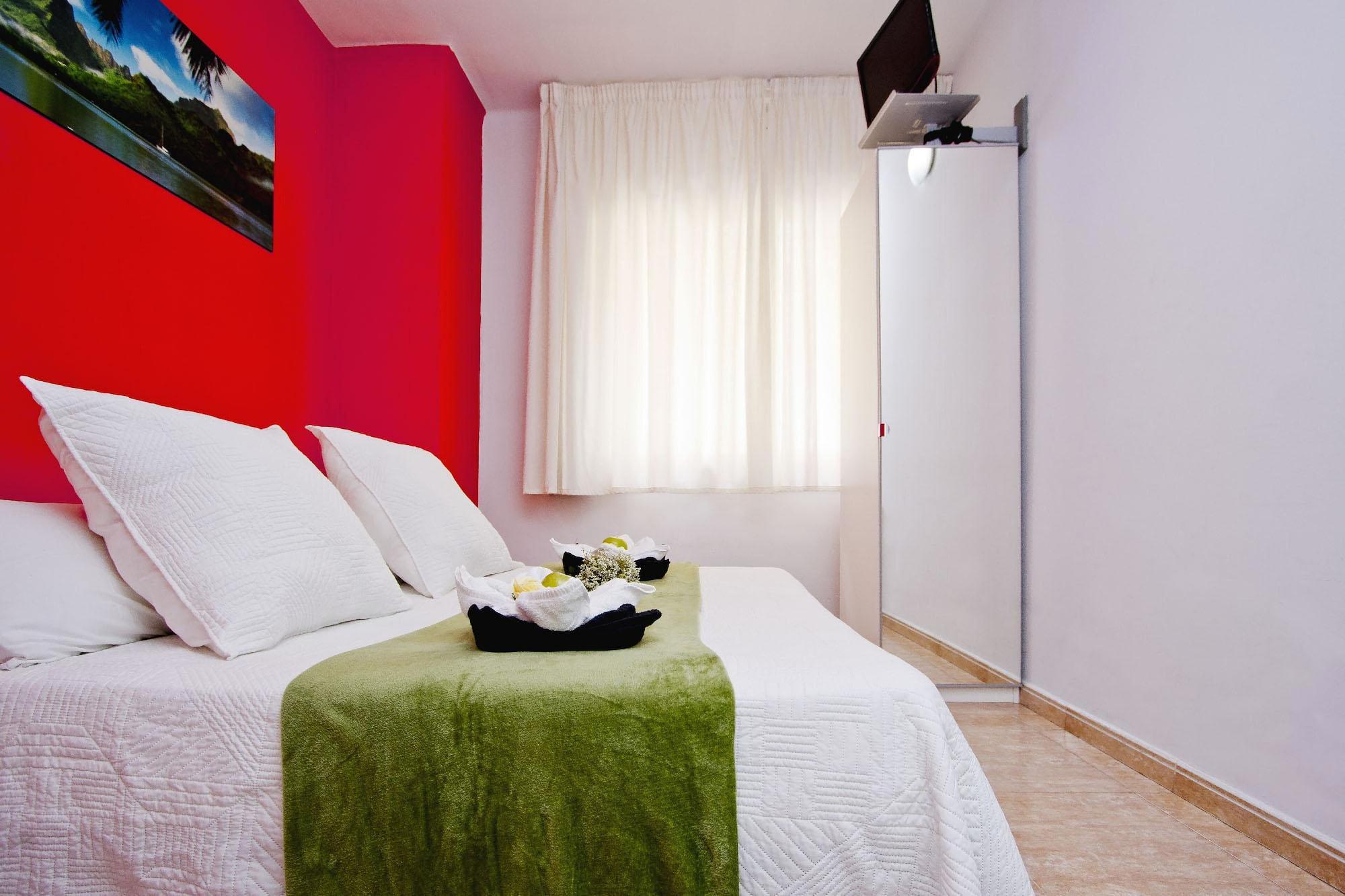 Barcelona City North Hostal Kültér fotó